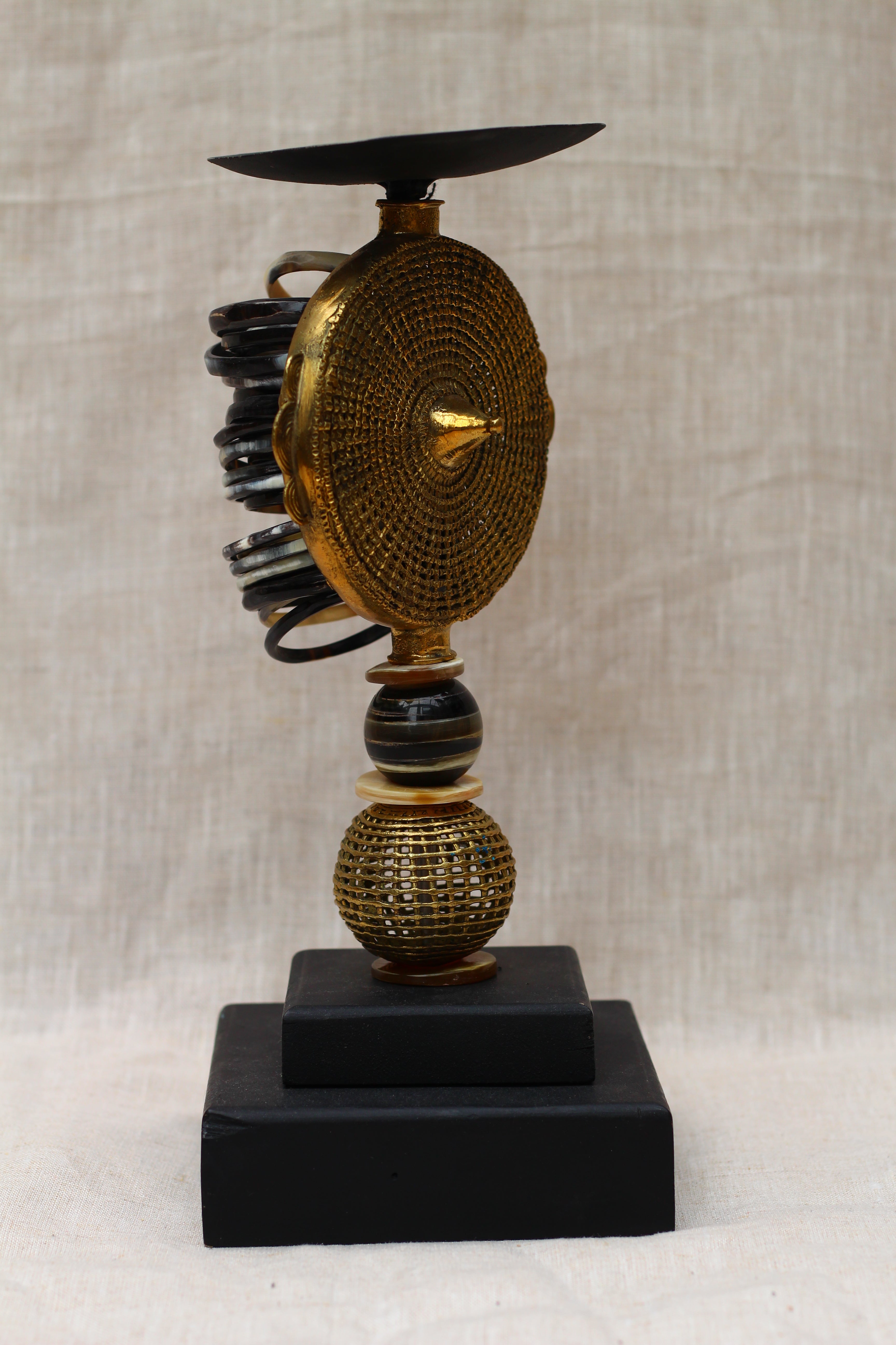 Bubble Cameroon Candle Holder